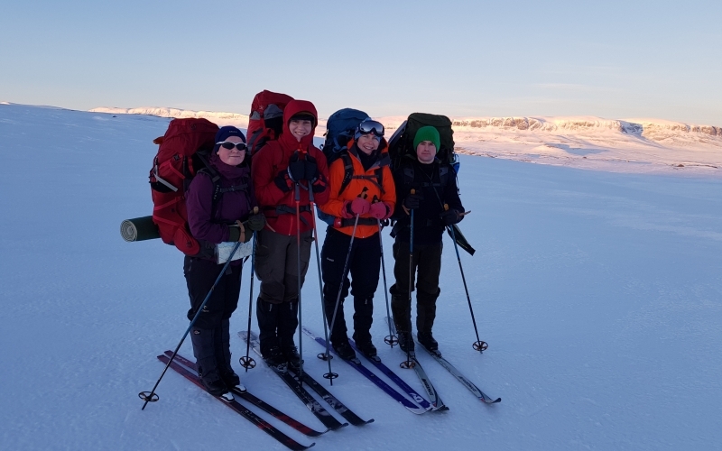 Speidere på kurs i fjell- og vinterferdigheter